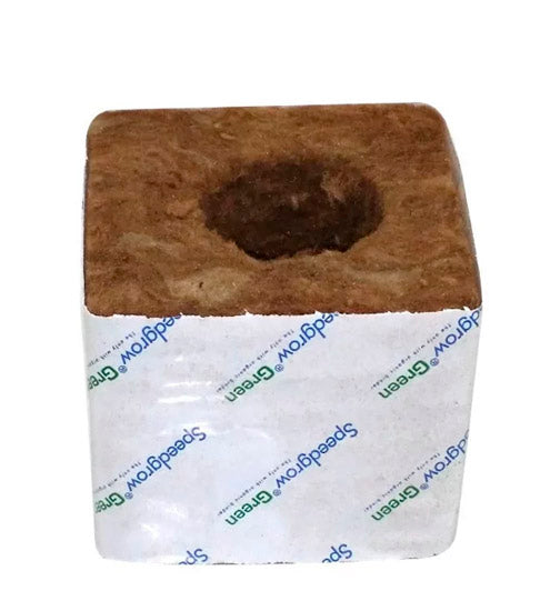 Taco Speedgrow  7.5 x 7.5 x 6.5 cm. Agujero 35 mm.