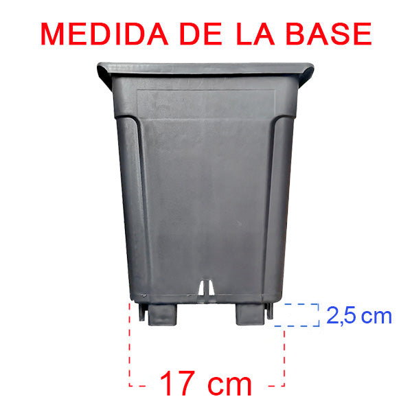 Maceta Cuadrada Negra Base Elevada 20 x 20 x 28 cm. 7 lt.